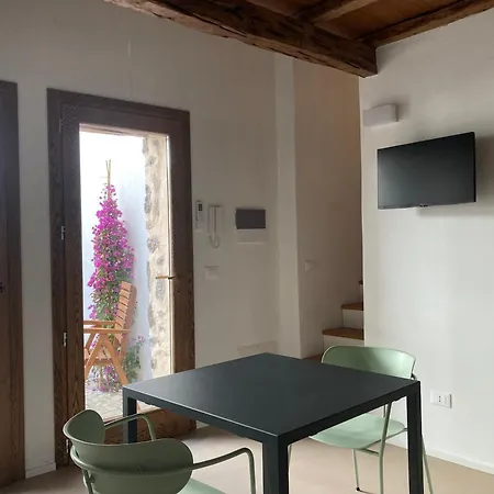 Zenia C * Orosei